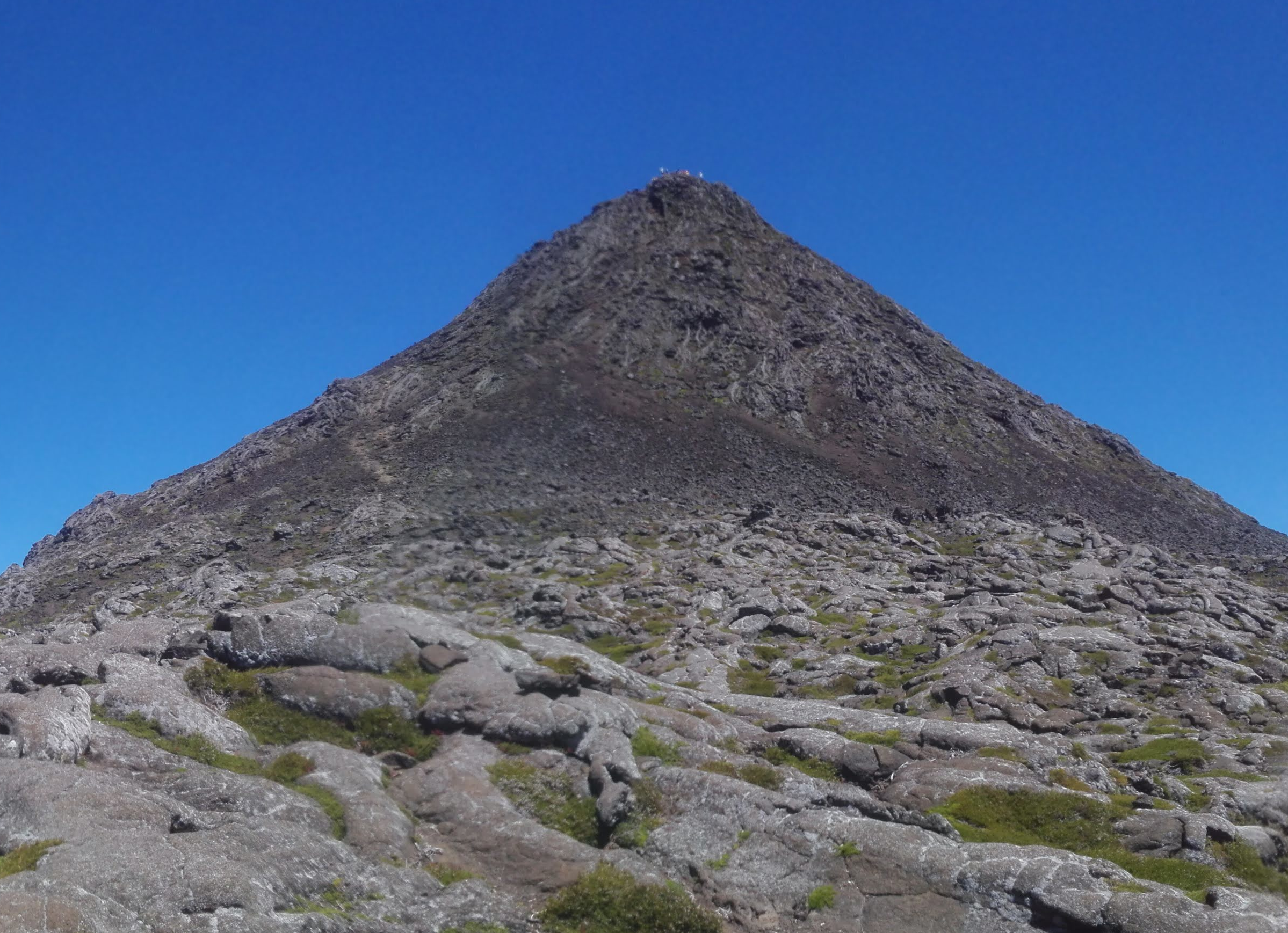 Night ascent - Montanha do Pico