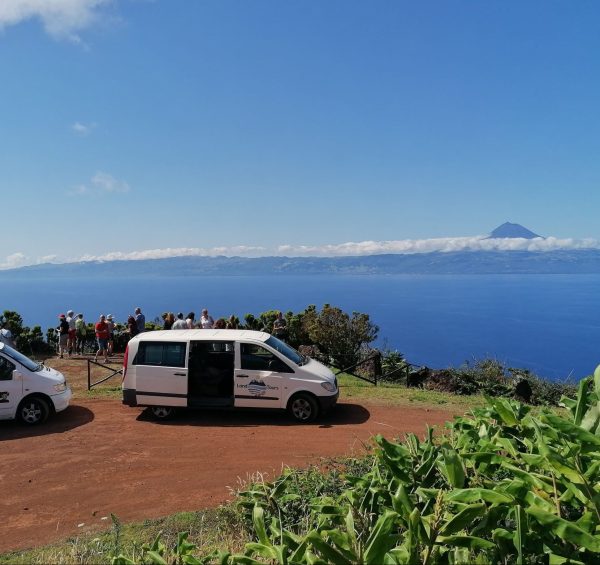 Volta à Ilha de São Jorge - Meio Dia - Land Tours