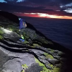 Subida Noturna - Montanha do Pico - Land Tours
