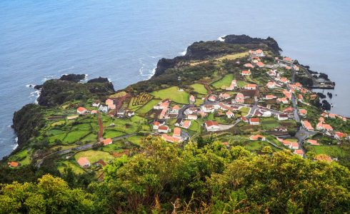 O que visitar na ilha de São Jorge (Açores) - Land Tours